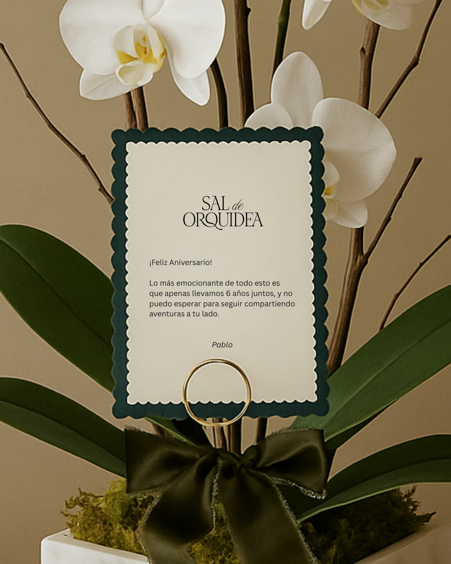 Orquídea en base de Mármol con Dedicatoria en Papel Premium